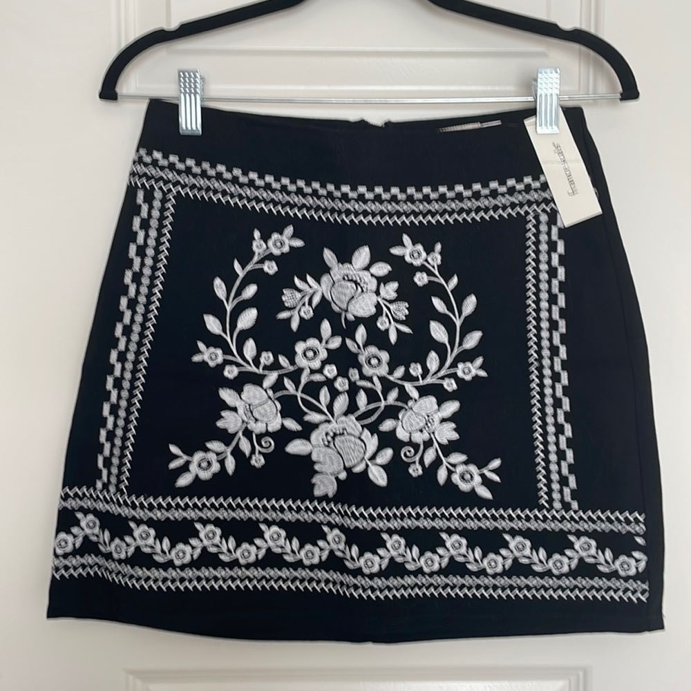 Rose Embroidered Skirt